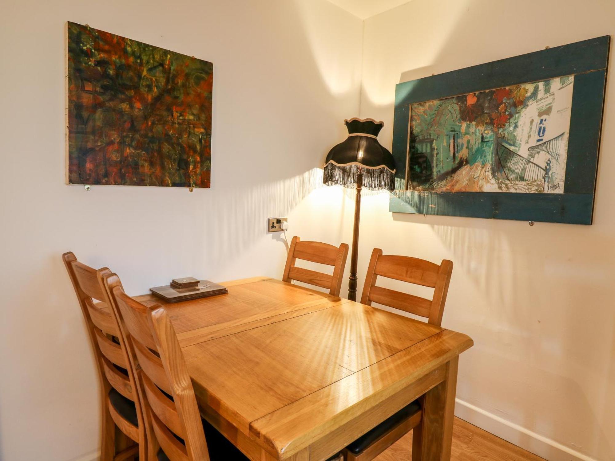 Holiday home Llys-yr-onnen *