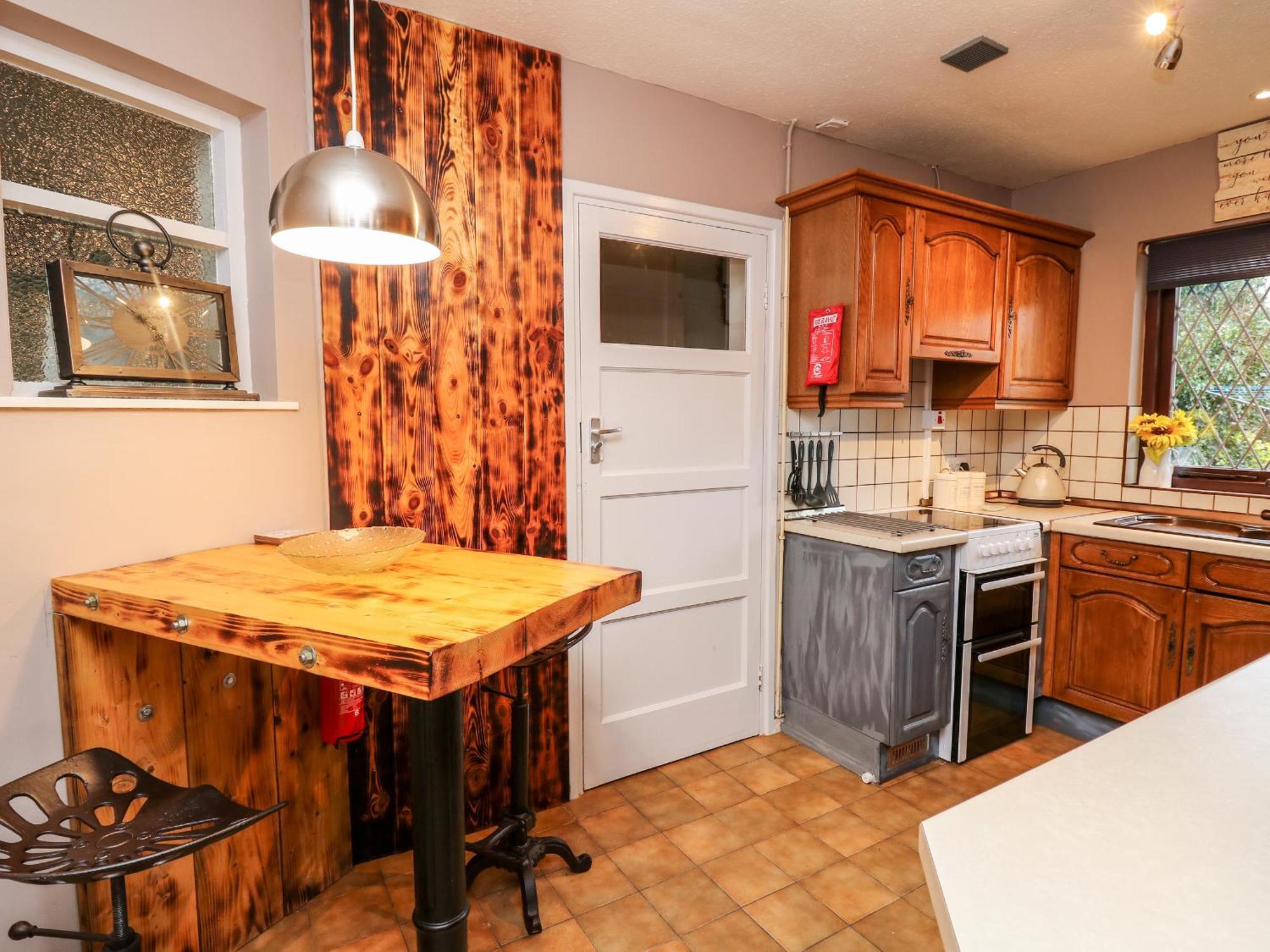 Holiday home Llys-yr-onnen Carmarthen