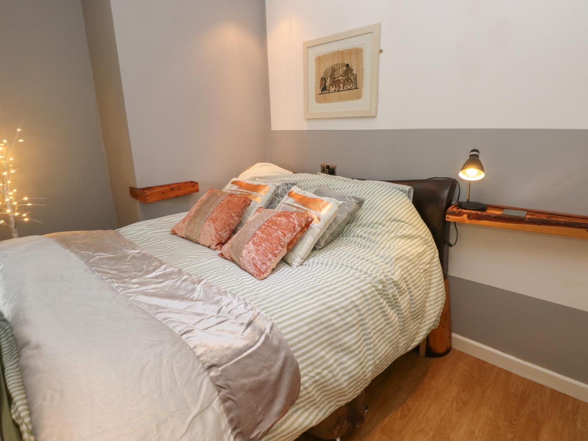 Holiday home Llys-yr-onnen Carmarthen
