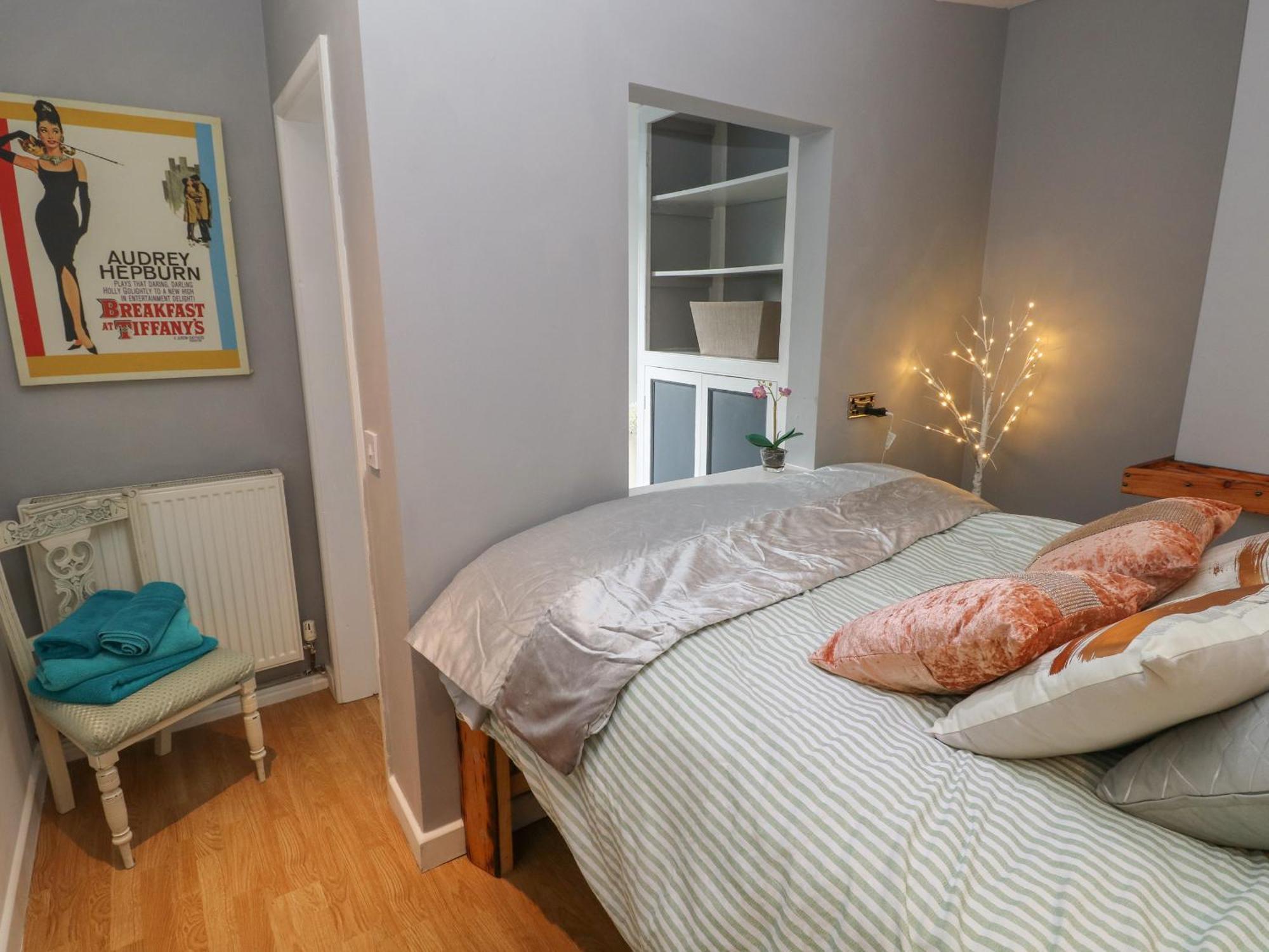 Llys-yr-onnen Holiday home *